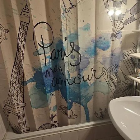 Ξενοδοχείο Summer Hoster *